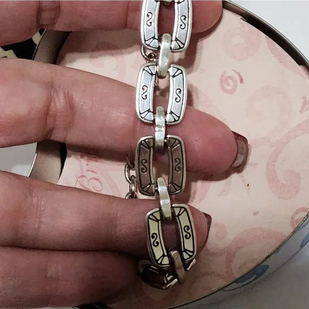 Brighton scrolled etched star charm‎ link bracelet new!!!